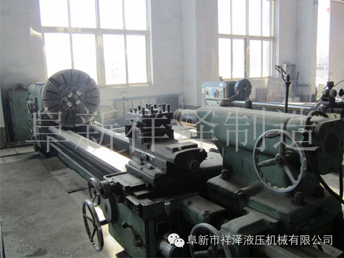 普車CW6163C 最大工件長度3米、最大工件回轉(zhuǎn)直徑630mm